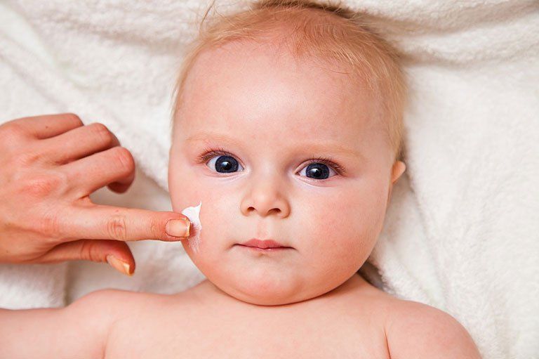 Các dạng viêm da dị ứng ở trẻ nhỏ