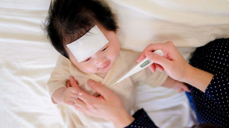 Lưu ý khi dùng thuốc chống co giật khi sốt cao cho trẻ