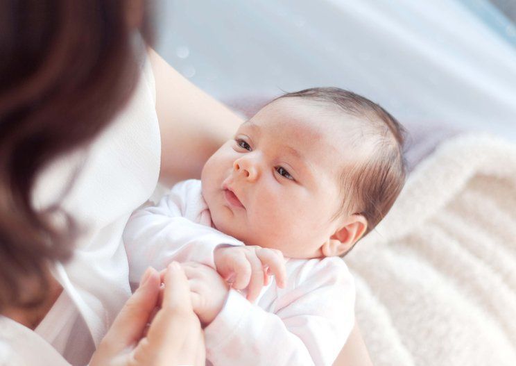 Nguyên nhân gây sốt ở trẻ sơ sinh?