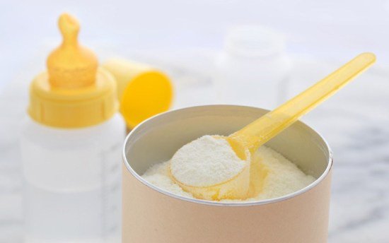 Trẻ sơ sinh đi ngoài như thế nào là bình thường