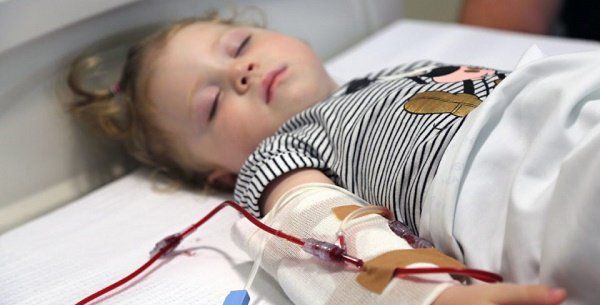 Lưu ý khi truyền máu, chế phẩm máu cho trẻ sơ sinh