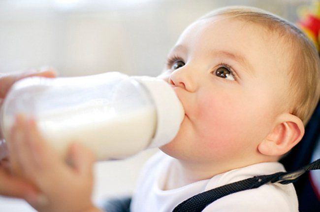 Nhận biết và xử trí dị ứng đạm sữa bò ở trẻ