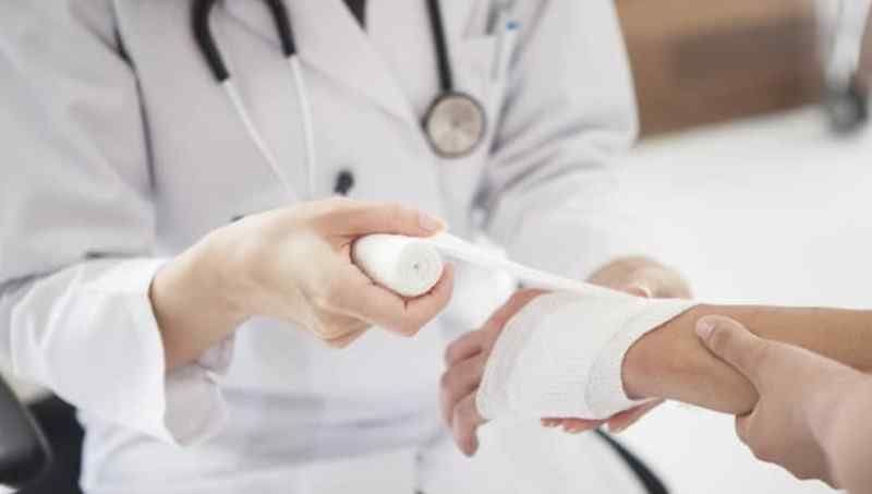 Phải làm gì nếu trẻ bị chảy máu nhiều?