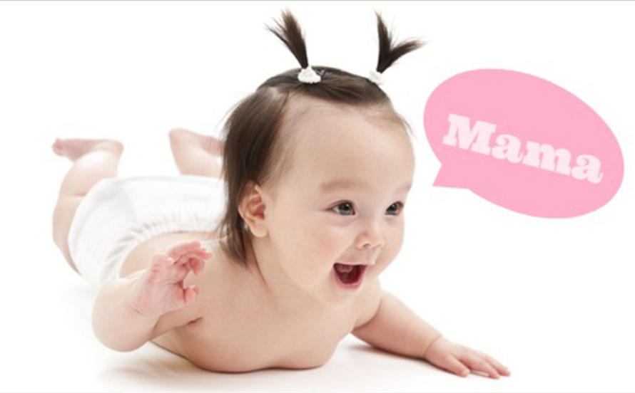 Sự phát triển ngôn ngữ và nhận thức của trẻ 13 tháng tuổi