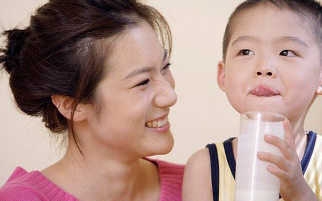 Tăng cường sức khỏe xương cho bé