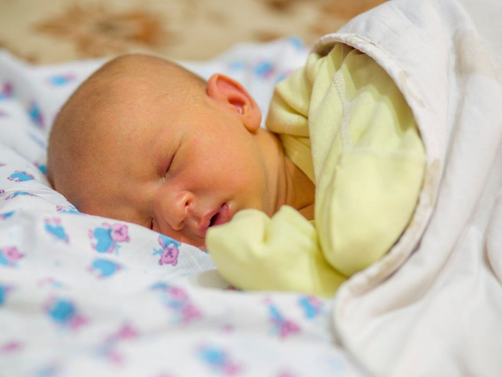 Làm thế nào để bé không gắt ngủ?