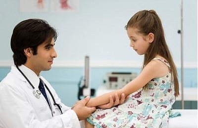 Cách chăm sóc trẻ bị nhọt