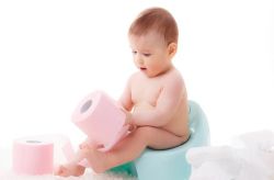 Nguyên nhân gây táo bón ở trẻ bú mẹ