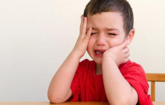 Xoắn tinh hoàn ở trẻ sơ sinh: Nguyên nhân, triệu chứng và cách điều trị