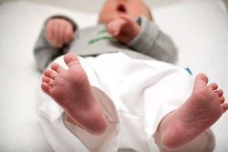 Sàng lọc sơ sinh bằng giải trình tự hệ Gen