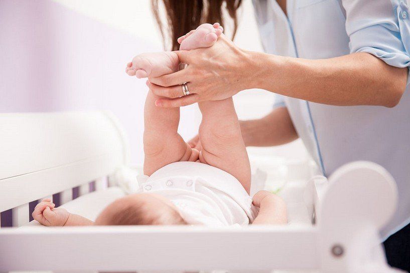 Bộ phận sinh dục của bé gái bị sưng có nguy hiểm?