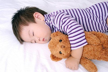 Trẻ không chịu ngủ, phải làm sao?