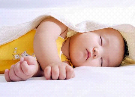 Đột tử ở trẻ sơ sinh (SIDS) và an toàn cho giấc ngủ cho bé