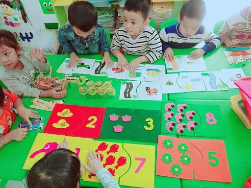 Những gì mọi em bé cần để phát triển