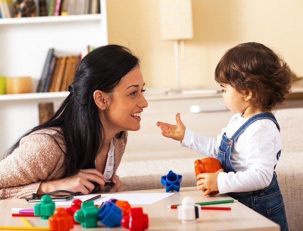 Nên cho trẻ dùng thiết bị điện tử trong bao lâu thì an toàn?