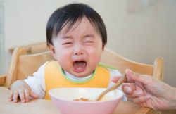 Làm thế nào nếu trẻ kén ăn?