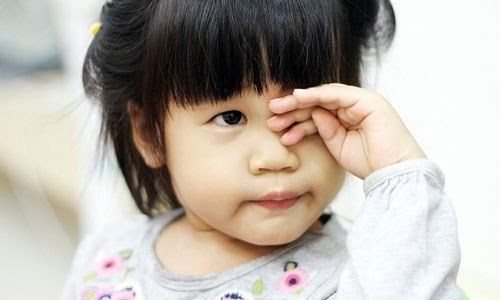 10 dấu hiệu cho thấy con bạn bị dị ứng chứ không phải cảm lạnh