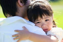 Bé bị trẻ khác cắn có nguy hiểm không?