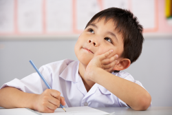 Các giai đoạn học viết của trẻ nhỏ