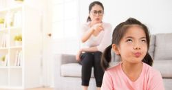 Làm gì khi trẻ 1-3 tuổi hay gây hấn, đánh và cắn người khác?