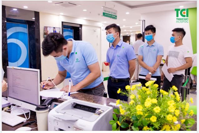 Bệnh xương khớp nghề nghiệp️ ảnh hưởng tới người làm văn phòng thế nào