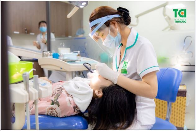CÁCH CHĂM SÓC RĂNG MIỆNG ĐÚNG CÁCH SAU KHI LẤY CAO RĂNG