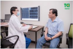 Đau thắt lưng - Tưởng bình thường nhưng có thể là dấu hiệu của ung thư