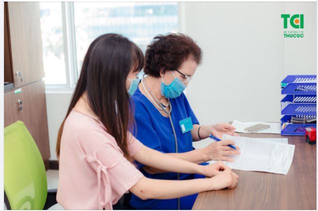4 biện pháp giúp người làm văn phòng giảm bệnh xương khớp