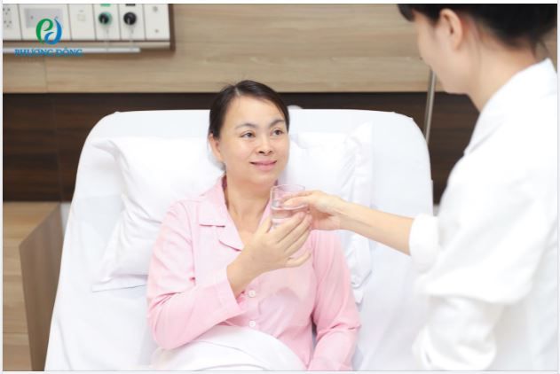 Chế độ chăm sóc người bệnh sau mổ gãy xương