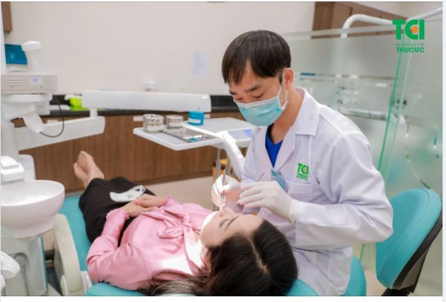DẤU HIỆU & CÁCH ĐIỀU TRỊ HIỆU QUẢ BỆNH LÝ VIÊM NHA CHU