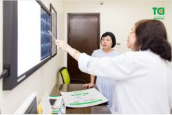 CHỈ ĐIỂM 10 NGUYÊN NHÂN GÂY RA CHỨNG ĐAU CỔ VAI GÁY