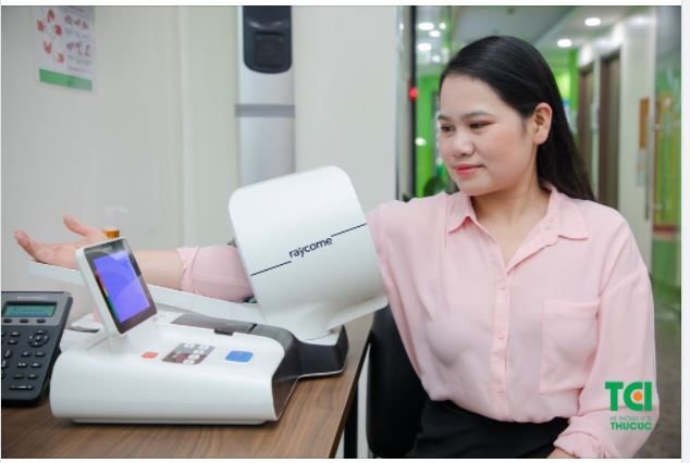 NHẬN BIẾT VÀ KIỂM SOÁT BỆNH HUYẾT ÁP CAO THEO TỪNG GIAI ĐOẠN