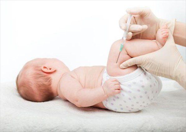 Vì sao cần tiêm vắc-xin viêm gan B cho trẻ sơ sinh trong 24 giờ đầu tiên sau sinh?