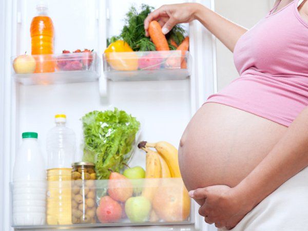 Bà bầu ăn cay có ảnh hưởng đến thai nhi không?