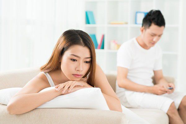 Làm thế nào để cho đối tác của bạn biết bạn không có tâm trạng cho chuyện ấy?