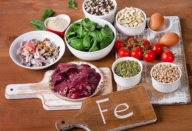 Đau đầu kéo dài khi mang thai: Những điều cần biết