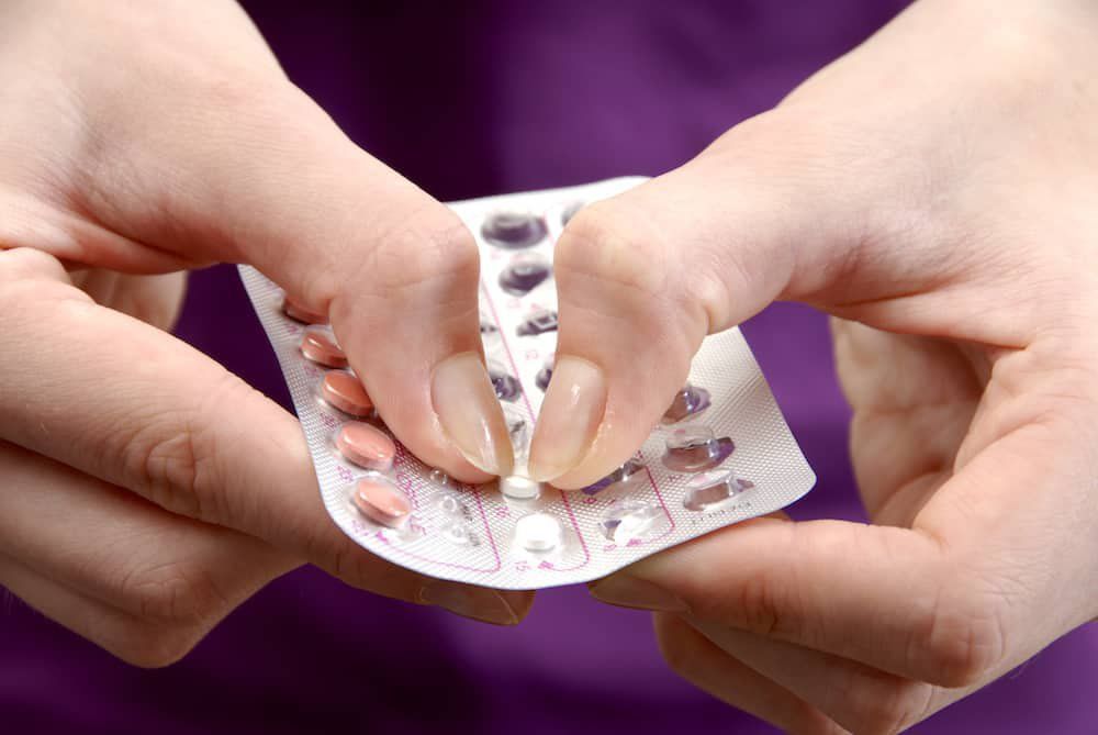 Suy giảm nội tiết tố nữ là gì? Điều trị thế nào?
