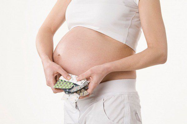 Dùng kháng sinh khi mang thai thế nào cho an toàn?
