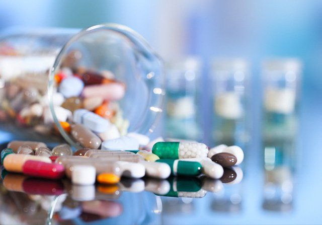 Nội soi thắt búi giãn tĩnh mạch thực quản bằng vòng cao su