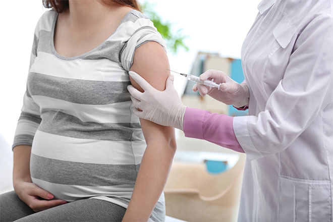 Vì sao bà bầu cần tiêm vắc xin uốn ván?