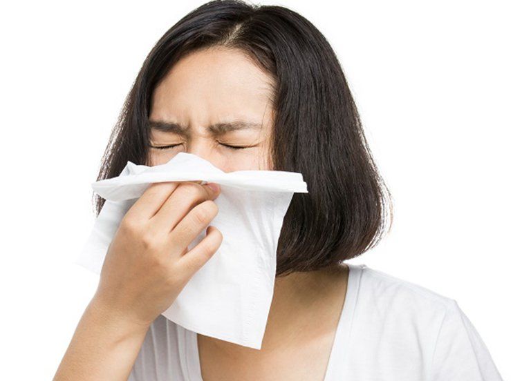 Mẹ bị cảm cúm, có nên cho con bú?