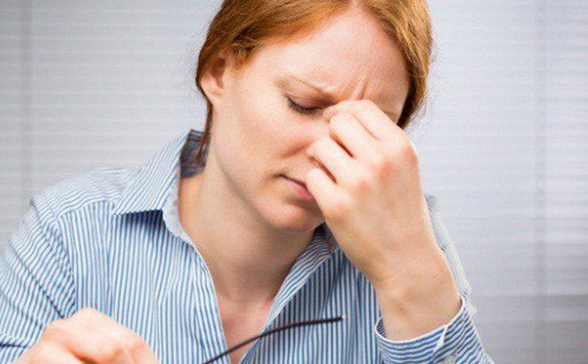 Thay đổi cảm xúc sau khi bị đột quỵ