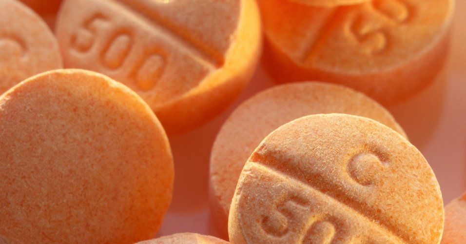 Vitamin và thực phẩm bổ sung cho da: Vitamin E, C, A, Coenzyme Q10