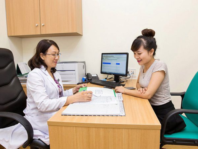 Có bầu uống vitamin E được không?