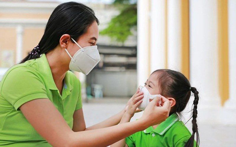 Dịch Covid lan rộng: Thế nào là lây nhiễm cộng đồng?