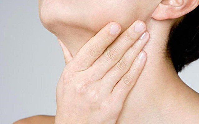 Nhiễm nấm Candida ở miệng, cổ họng và thực quản