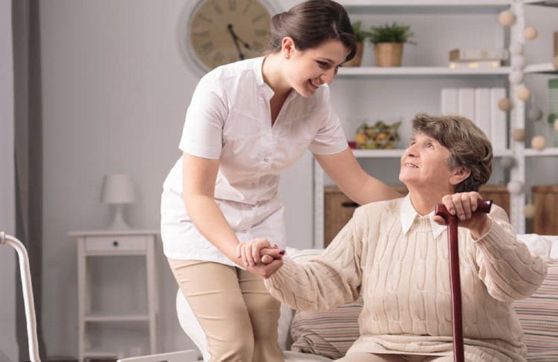 Lưu ý khi dùng thuốc giảm đau ở người cao tuổi