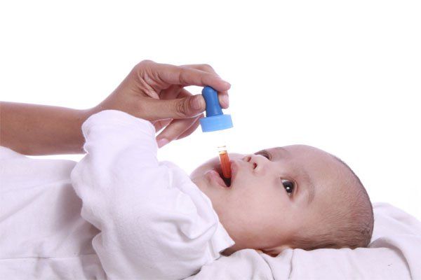 Vì sao bệnh bại liệt đã được thanh toán, nhưng trẻ vẫn cần tiêm vắc xin bại liệt?