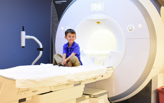 Lưu ý khi chụp cộng hưởng từ (MRI) não và tủy sống