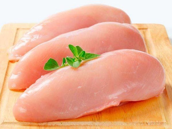 Có bao nhiêu calo trong thịt gà?